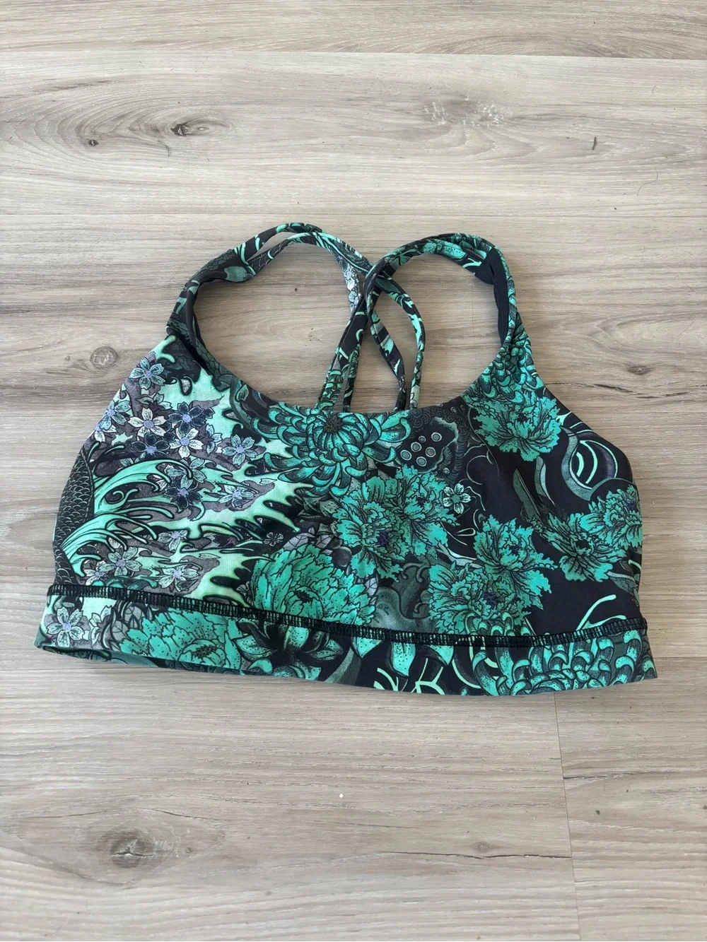 Lululemon 8 Green Floral Strappy Sports Bra